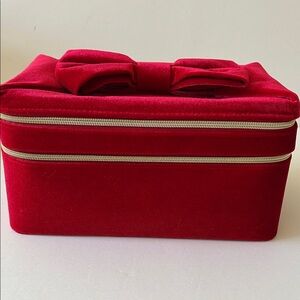 Estée Lauder Cosmetic Case